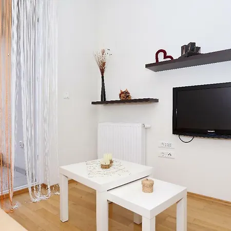 Charming Sea View Apartamento Zadar